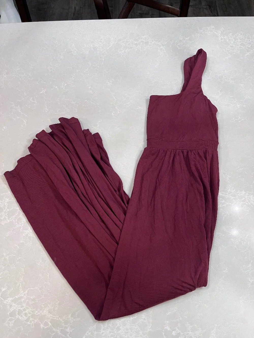 aritzia wilfred market dress with slit burgundy